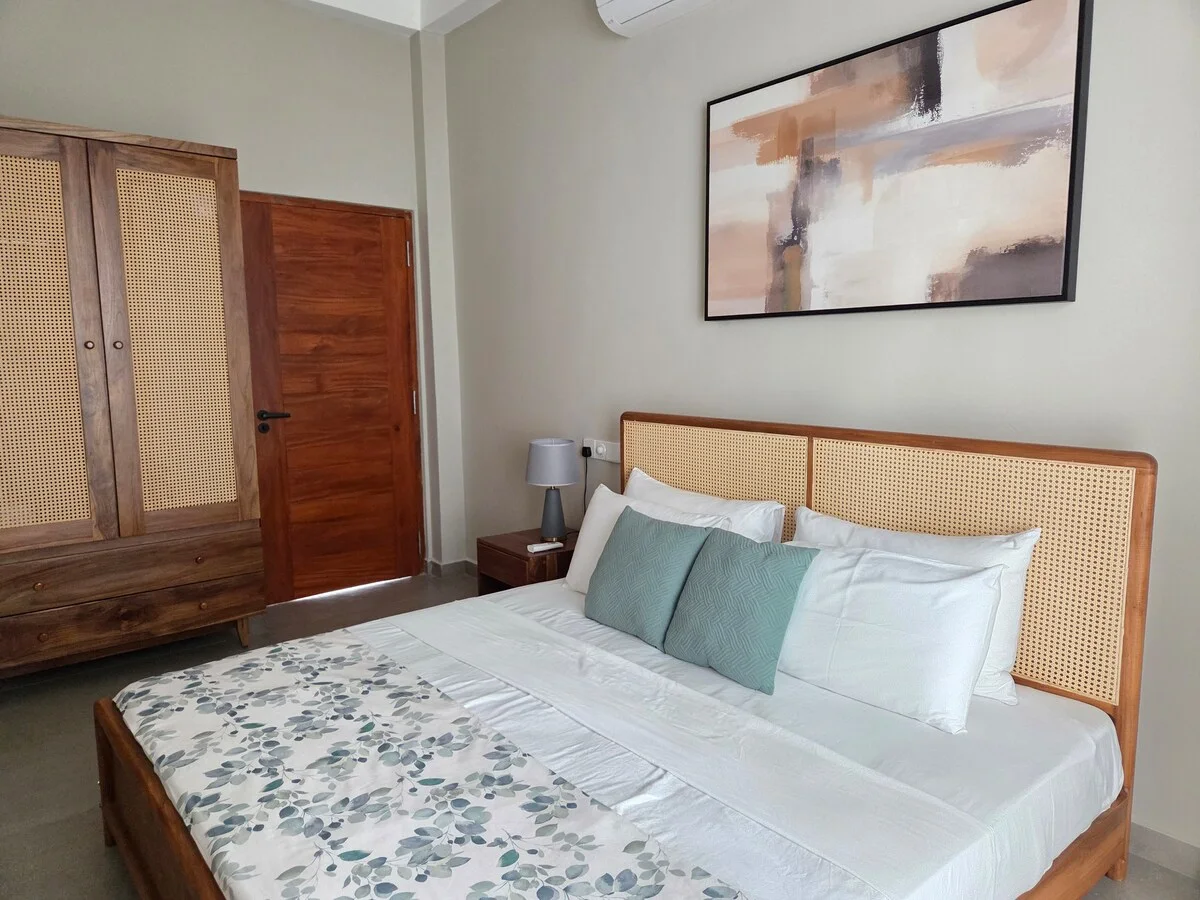 Villa 115 — Bedroom 2 · 3