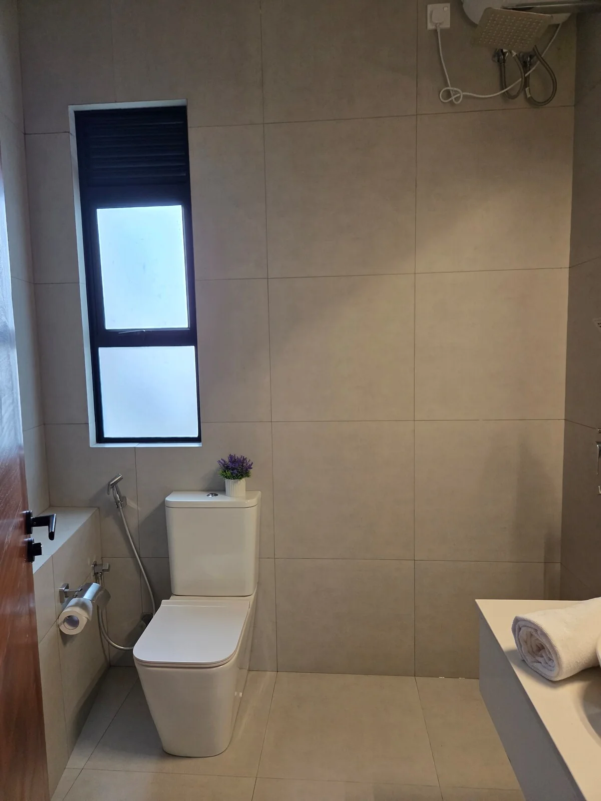 Villa 115 — Full bathroom 2 · 1