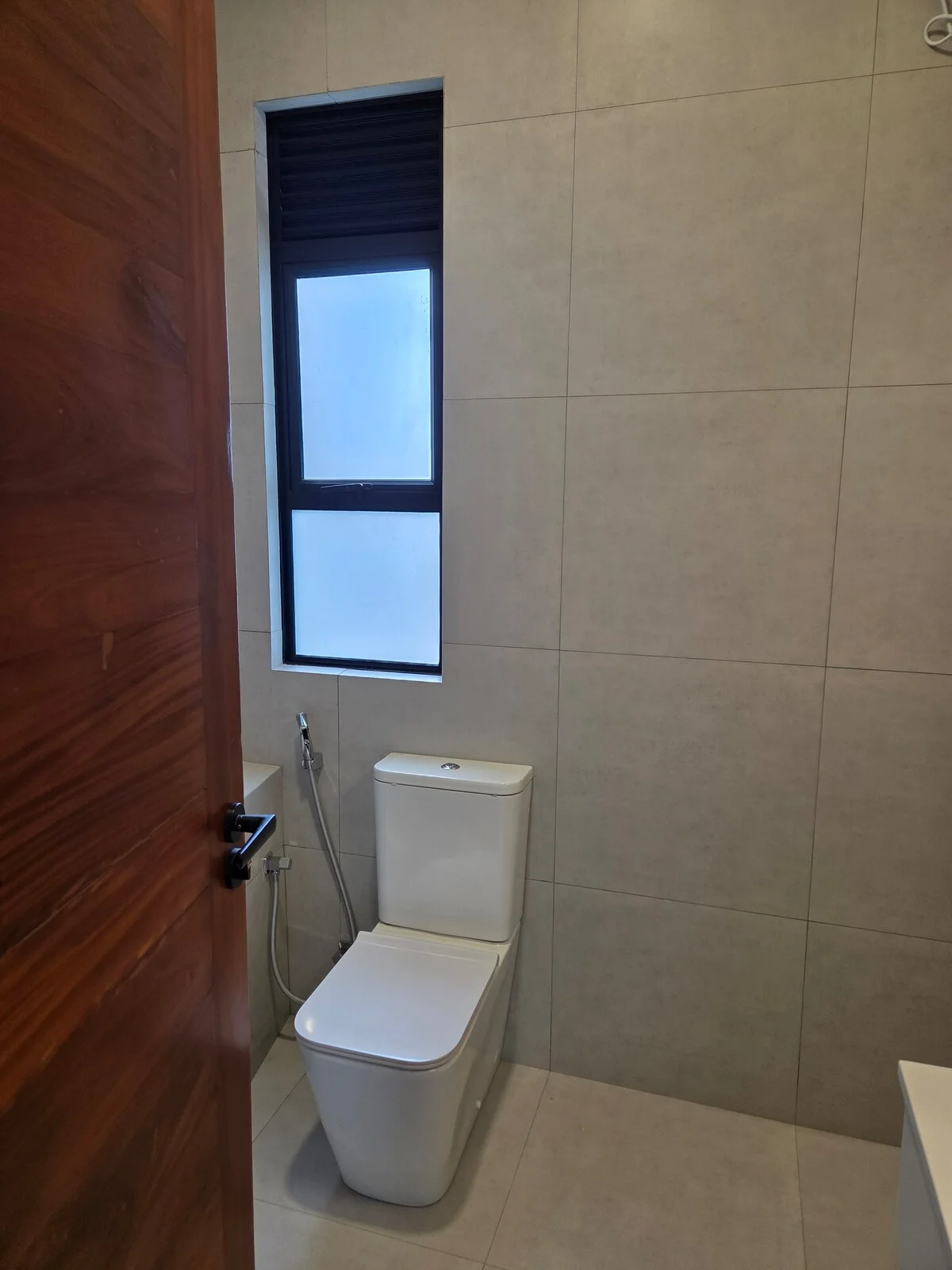 Villa 115 — Full bathroom 2 · 3