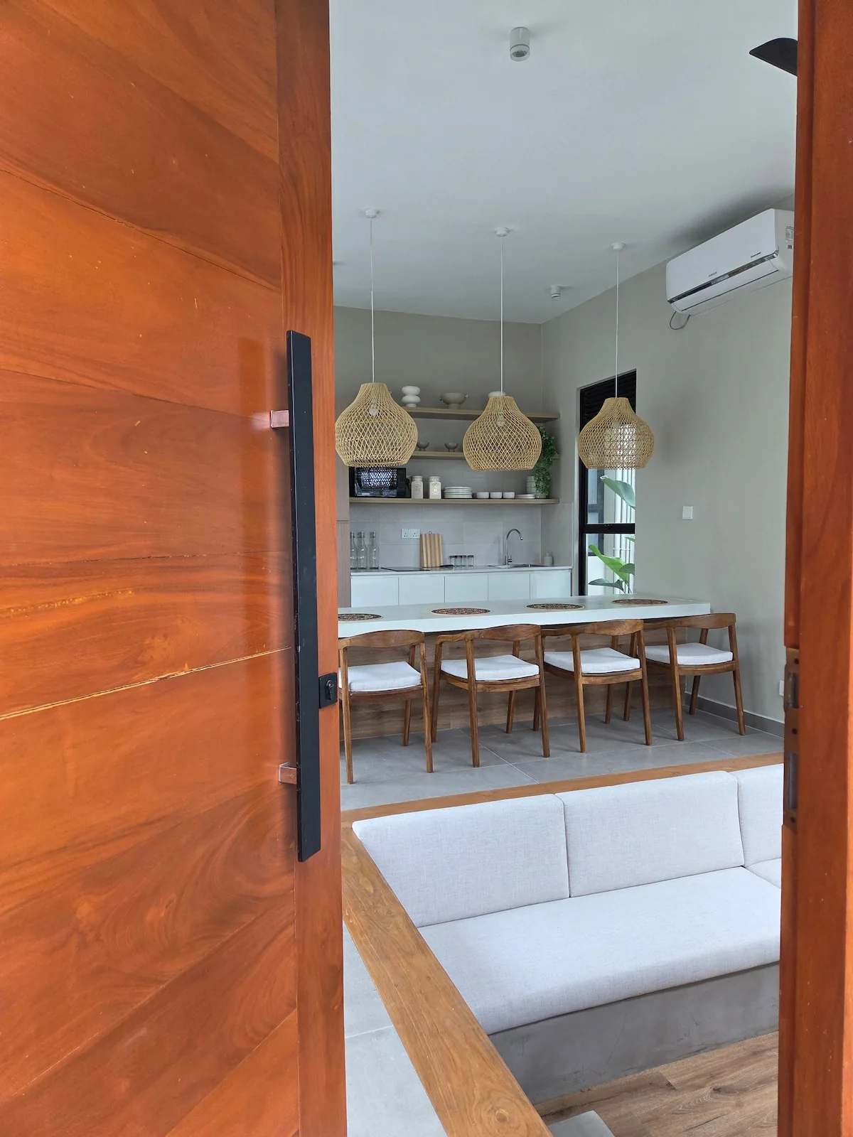 Villa 115 — Living room · 1